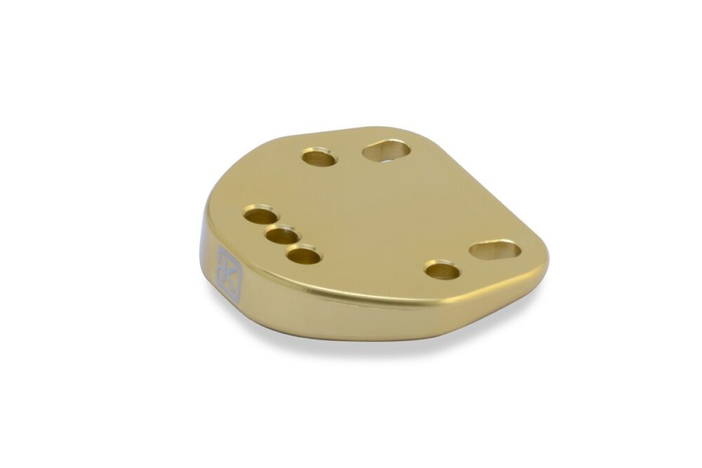 Inclined spacer for steering wheel hub